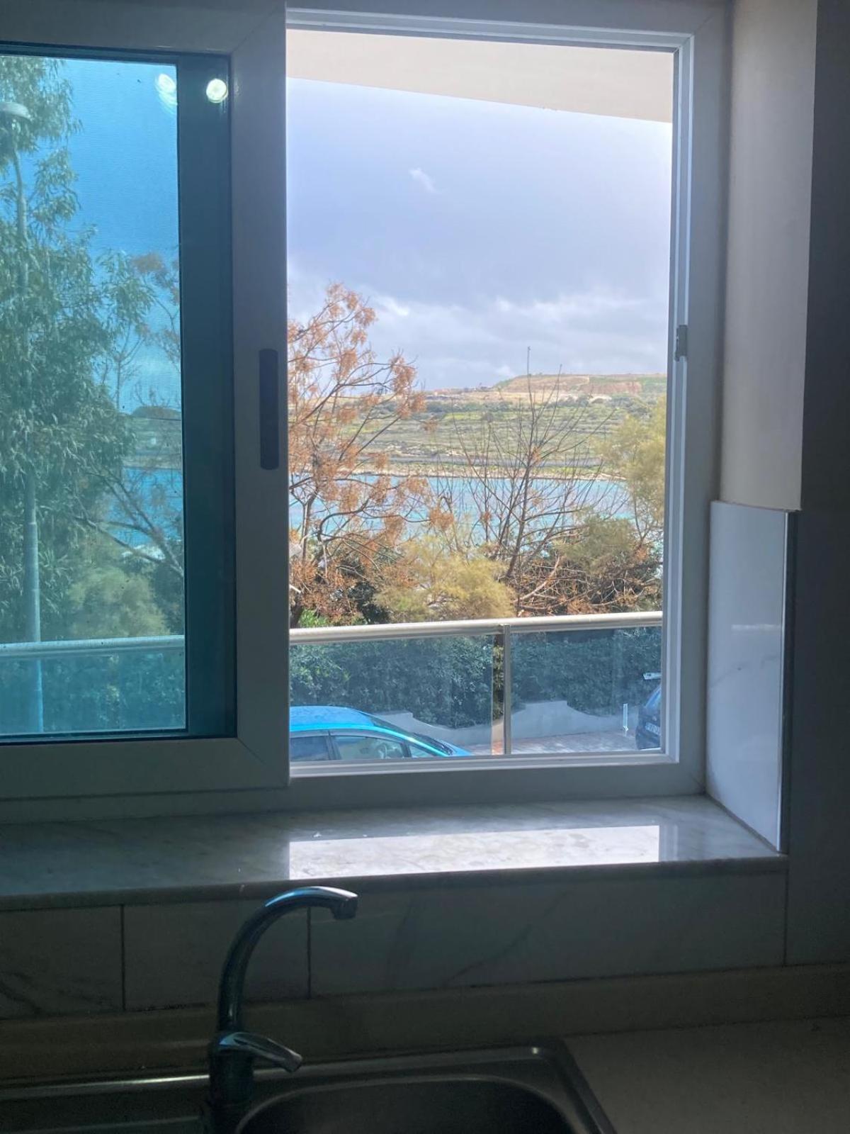 Sunrise Bay Apartments - Frontline Sea Views St. Paul's Bay Exterior foto